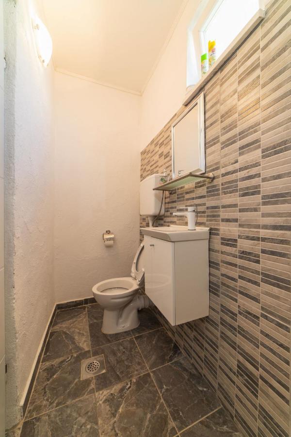 Apartment Livaja Kaštel Novi Exterior foto